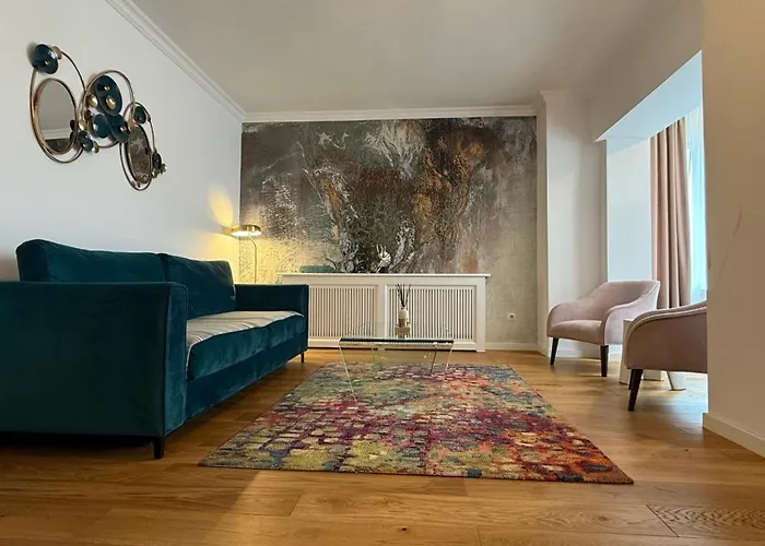 Premium Central Apartment